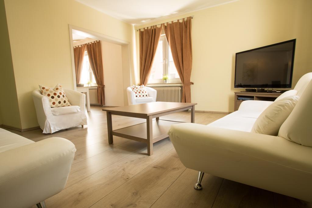 Stadthotel Juelich - Hotelwohnungen المظهر الخارجي الصورة